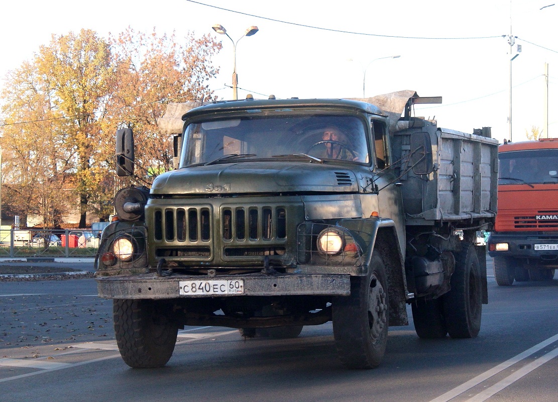 Псковская область, № С 840 ЕС 60 — ЗИЛ-495710