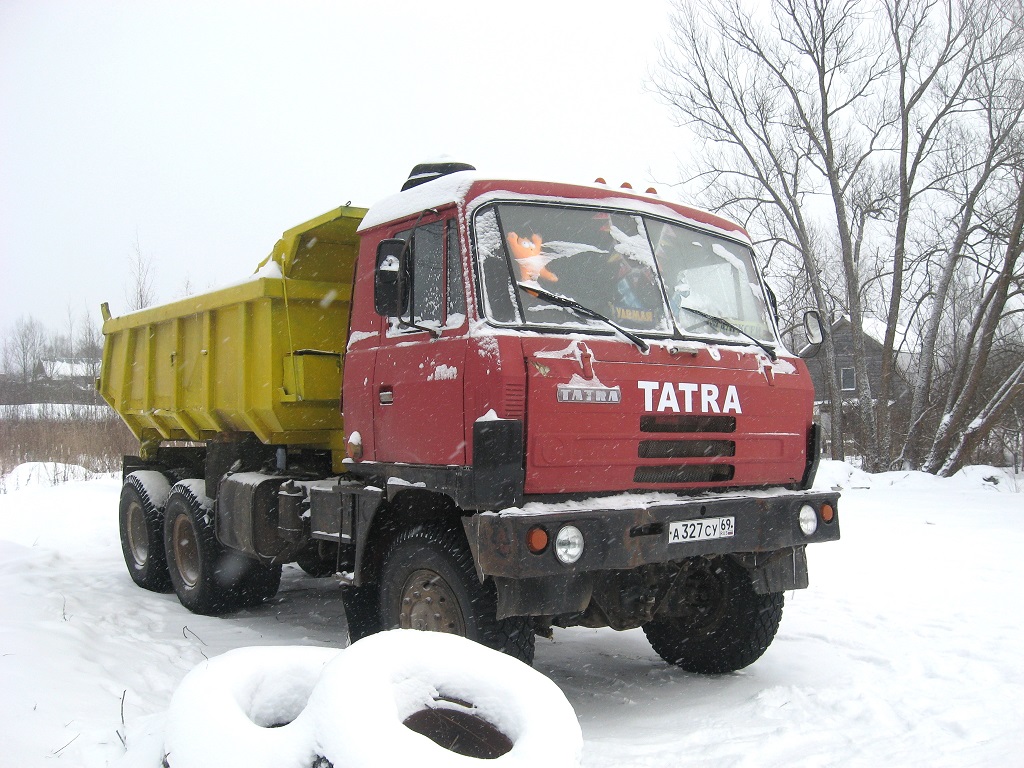 Тверская область, № А 327 СУ 69 — Tatra 815 S1