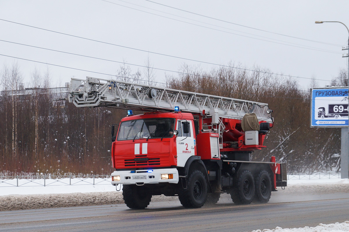 Архангельская область, № Н 600 ОВ 29 — КамАЗ-43114-15 [43114R]