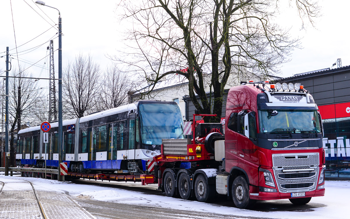 Польша, № LZA 41555 — Volvo ('2012) FH16.750