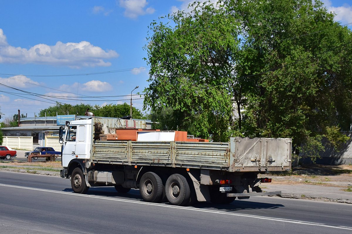 Саратовская область, № Р 295 СА 64 — МАЗ-6303A5