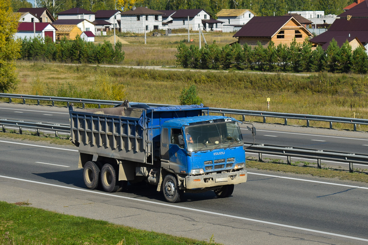 Алтайский край, № Х 461 УС 22 — Isuzu Giga CYZ