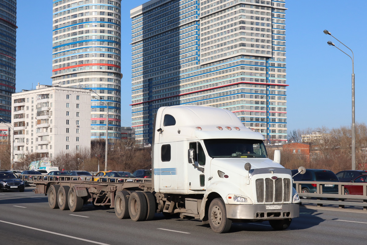 Москва, № Х 711 КР 77 — Peterbilt 387