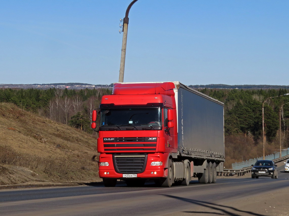 Воронежская область, № Т 435 ЕВ 136 — DAF XF105 FT