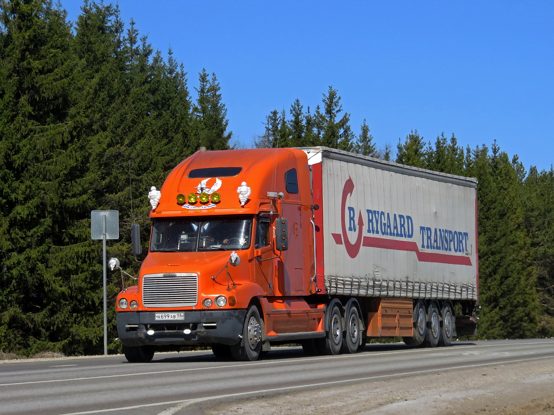 Омская область, № Н 699 АВ 55 — Freightliner Century Class