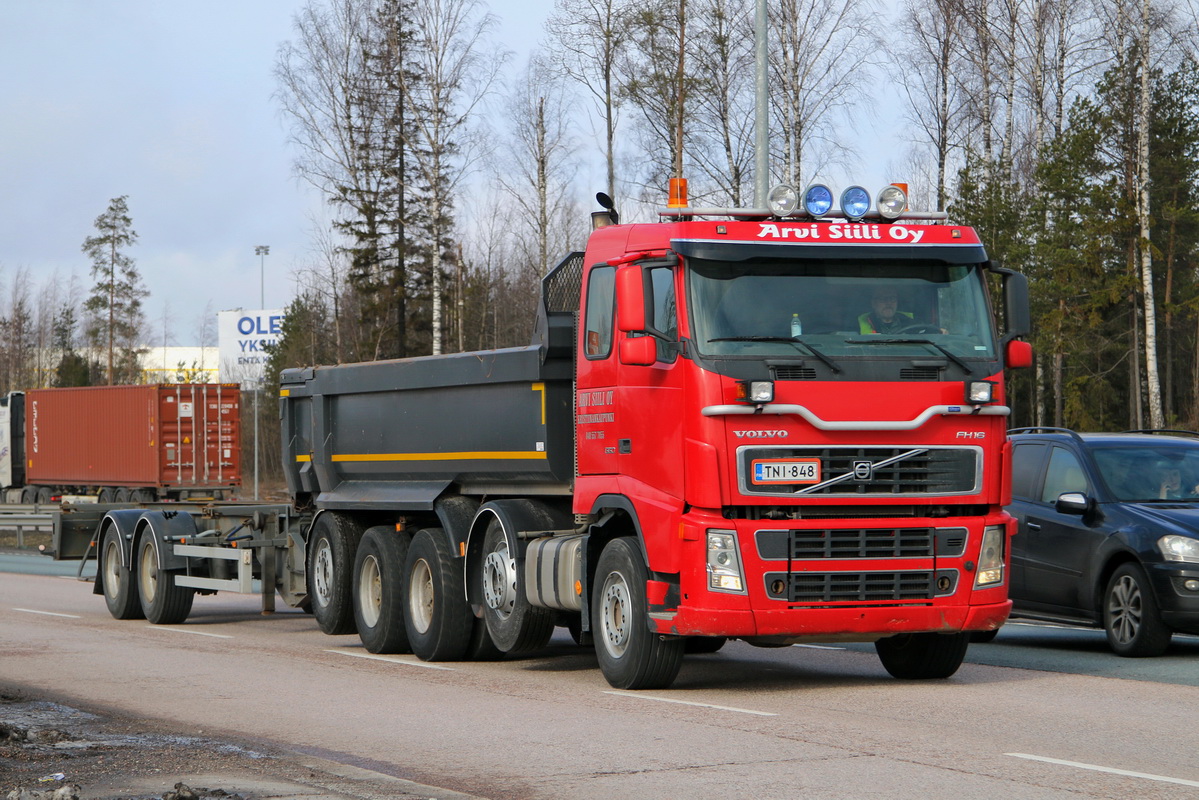 Финляндия, № TNI-848 — Volvo ('2002) FH16.550