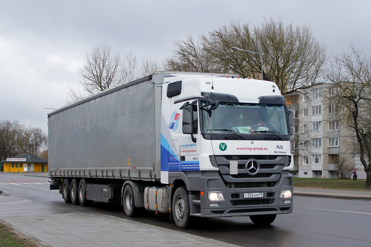 Калининградская область, № С 326 КМ 39 — Mercedes-Benz Actros ('2009) 1844