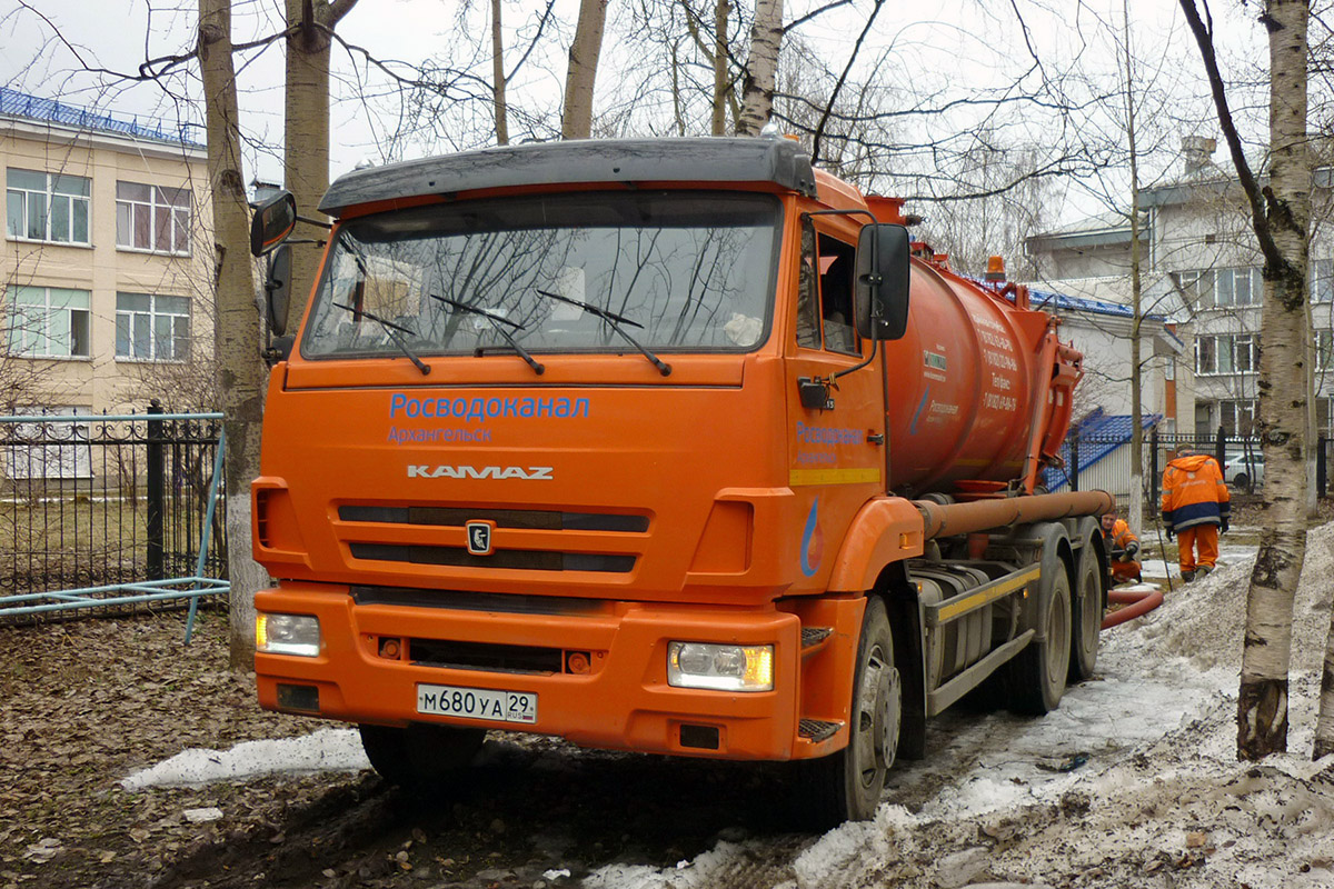 Архангельская область, № М 680 УА 29 — КамАЗ-65115-50