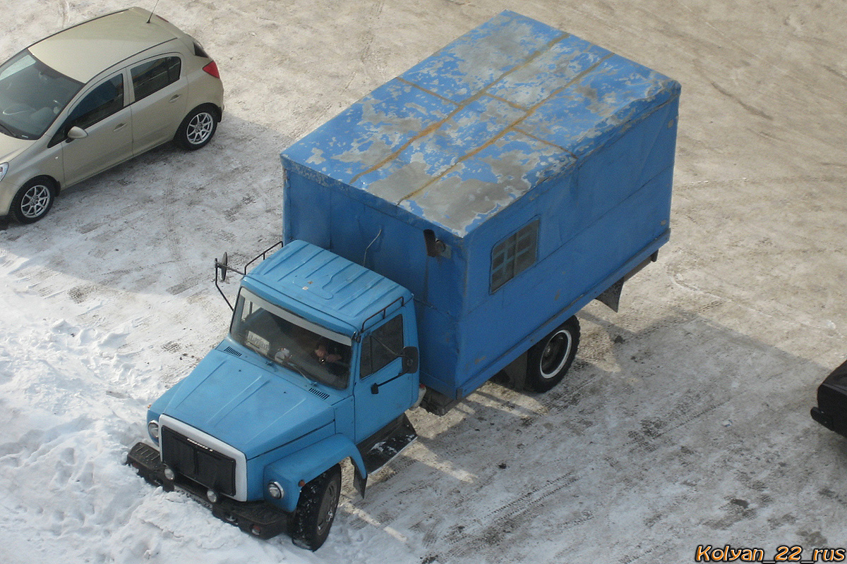 Алтайский край, № К 245 МР 22 — ГАЗ-33073