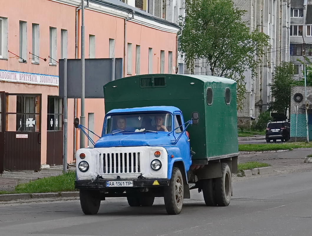 Львовская область, № АА 1361 ТР — ГАЗ-52-04