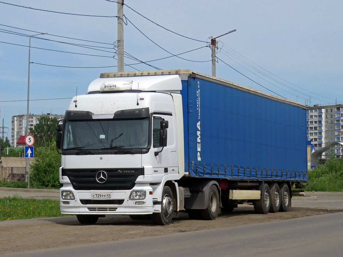 Кировская область, № С 729 РР 43 — Mercedes-Benz Actros ('2003) 1844