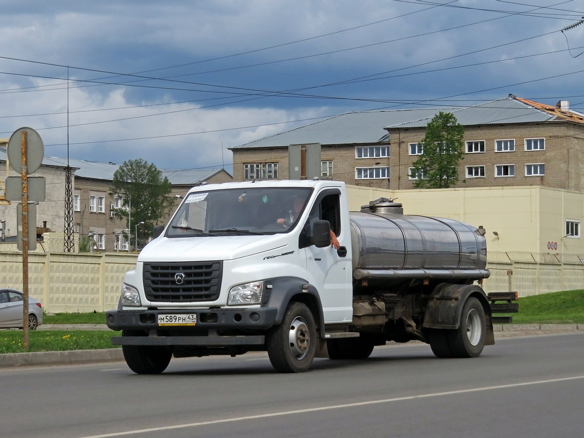 Кировская область, № М 589 РН 43 — ГАЗ-C41RB3