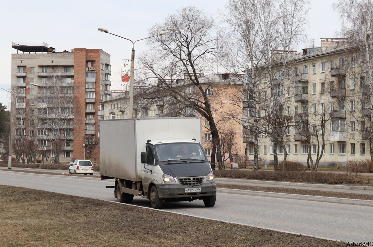 Красноярский край, № М 482 НУ 124 — ГАЗ-331061 "Валдай"