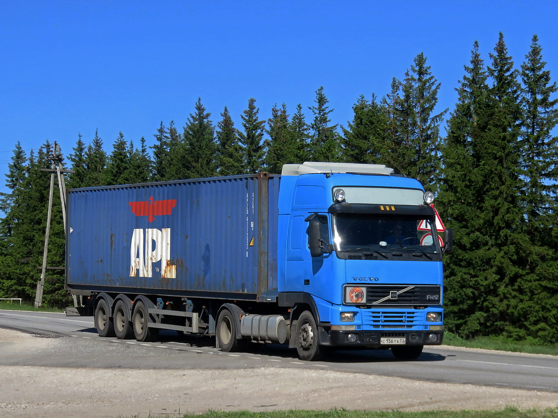 Новгородская область, № С 156 ТХ 53 — Volvo ('1993) FH12.380