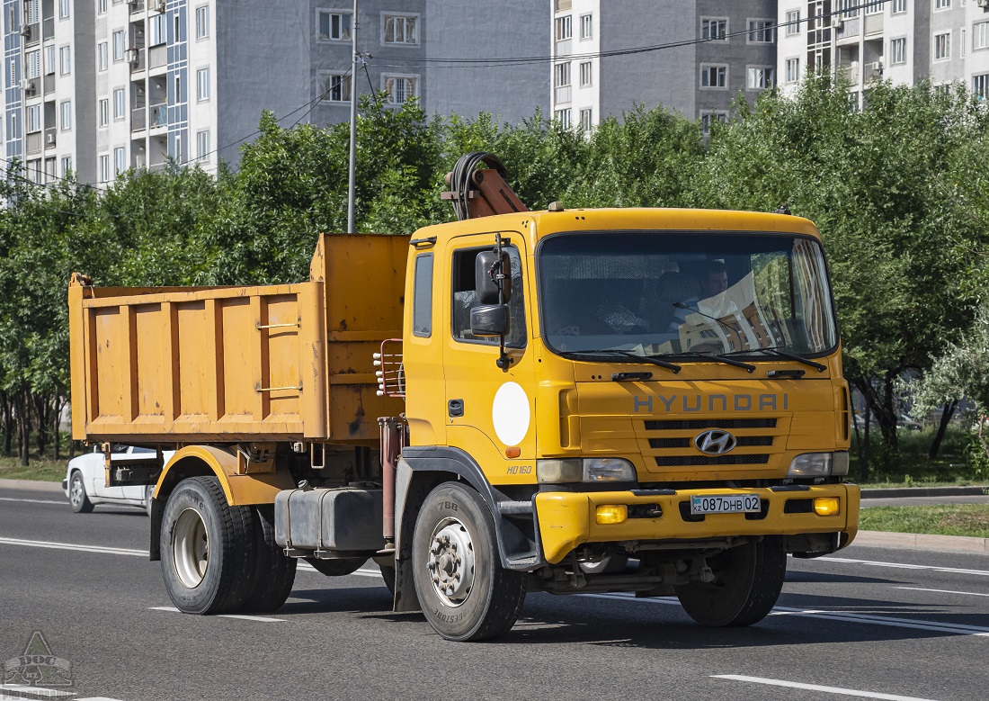 Алматы, № 087 DHB 02 — Hyundai Super Truck (общая модель)