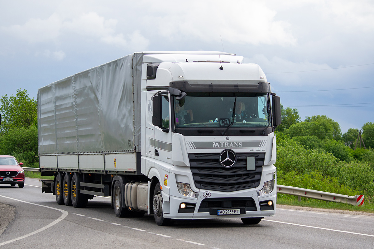 Закарпатская область, № АО 2933 ЕТ — Mercedes-Benz Actros ('2011) 1845