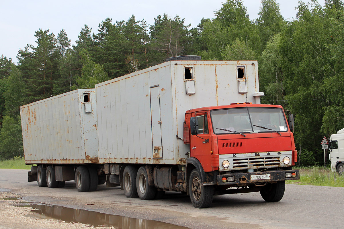 Дагестан, № Е 708 ТМ 05 — КамАЗ (общая модель)