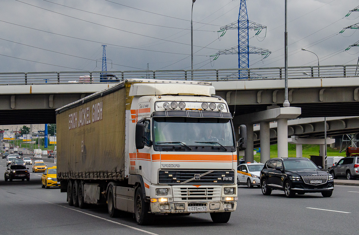 Москва, № С 035 МО 97 — Volvo ('1993) FH12.380