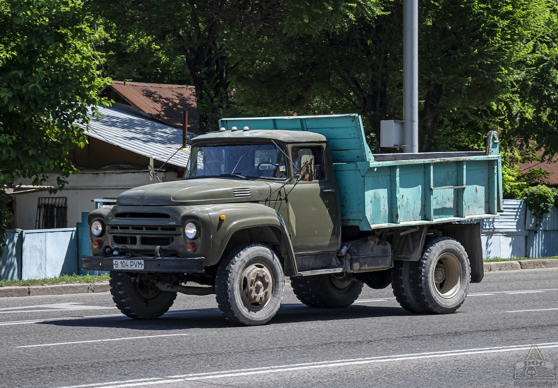 Алматинская область, № B 104 PVM — ЗИЛ-495710