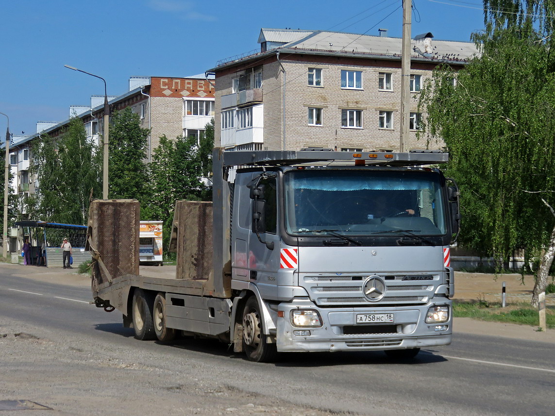 Удмуртия, № А 758 НС 18 — Mercedes-Benz Actros ('2003) 1836