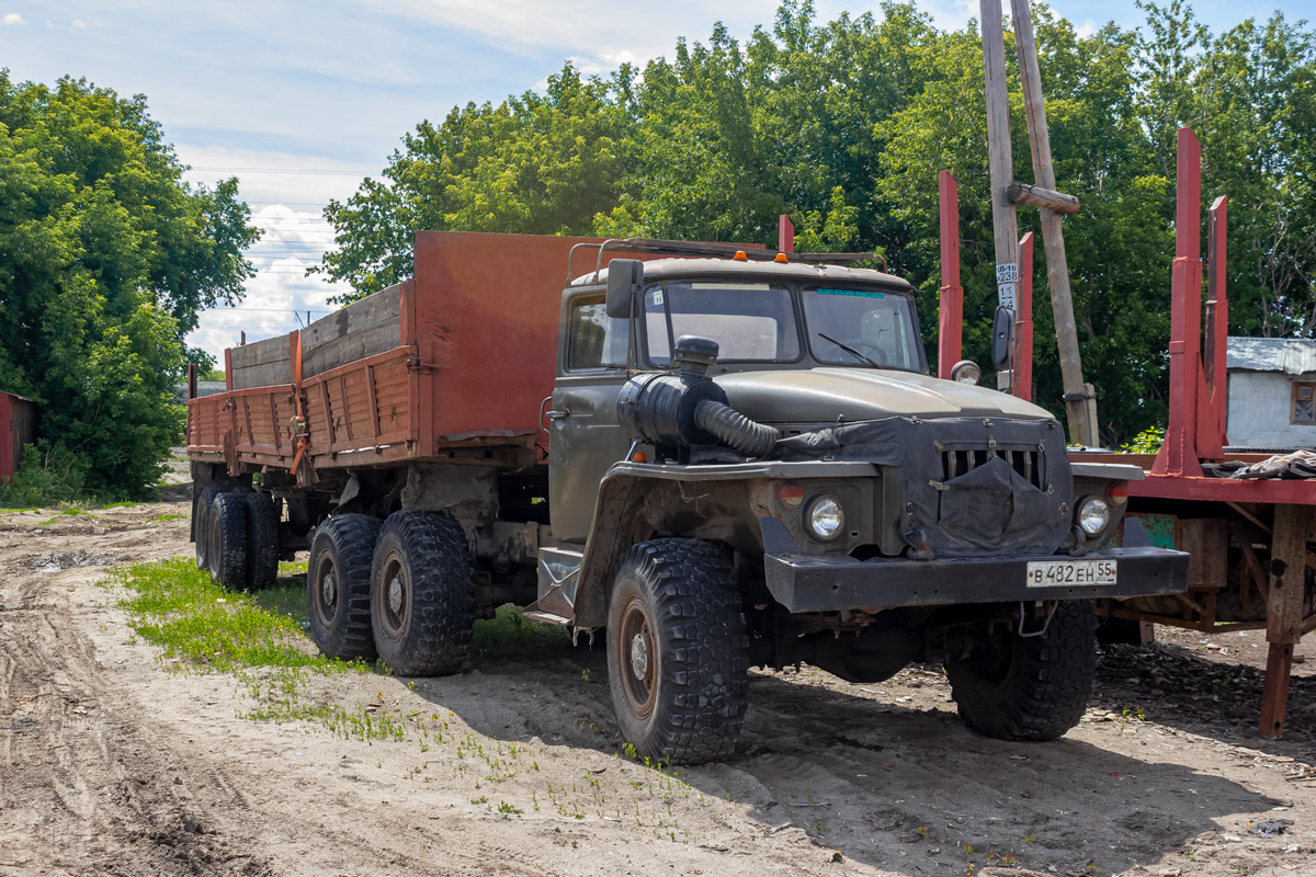 Омская область, № В 482 ЕН 55 — Урал-44202