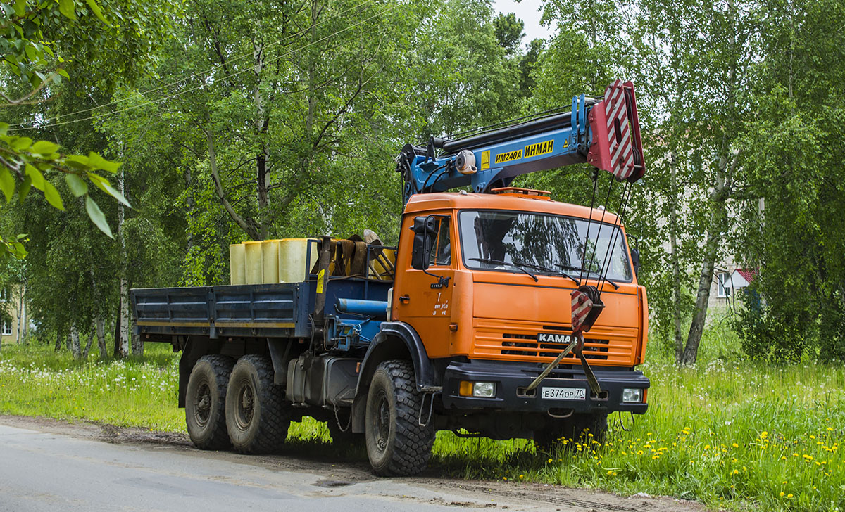 Томская область, № Е 374 ОР 70 — КамАЗ-43118-10 [43118K]