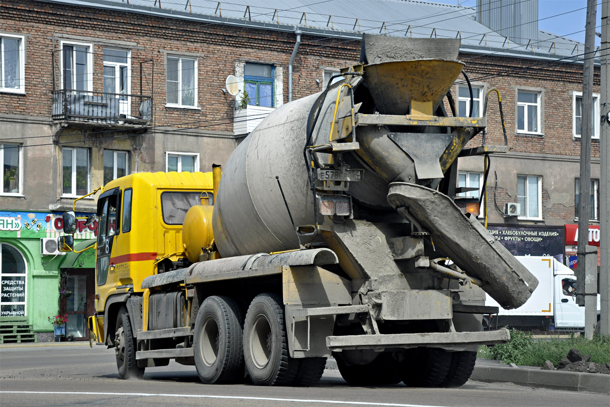 Алтайский край, № Е 578 ЕР 154 — Hino FS