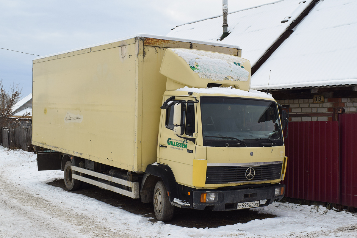 Алтайский край, № У 995 ВВ 54 — Mercedes-Benz LK 814