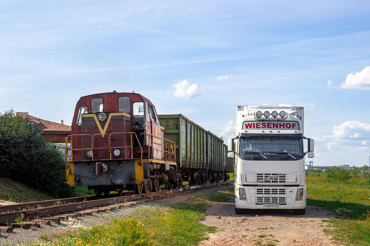 Омская область, № Р 253 НУ 55 — Volvo ('2002) FH12.420