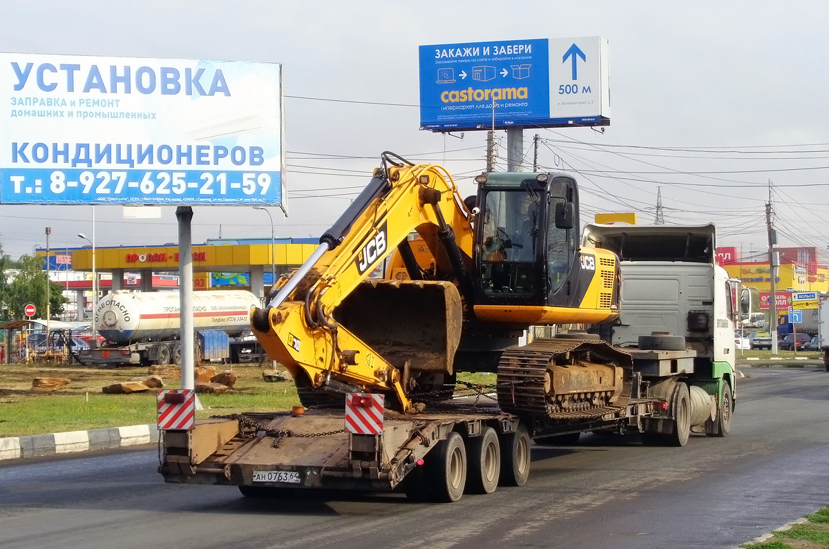 Саратовская область, № (64) Б/Н СТ 0024 — JCB JS330 (общая модель); Саратовская область, № АН 0763 64 —  Прочие модели