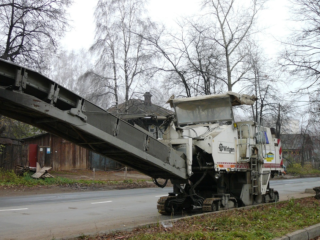 Удмуртия, № 7977 АС 77 — Wirtgen W 2000