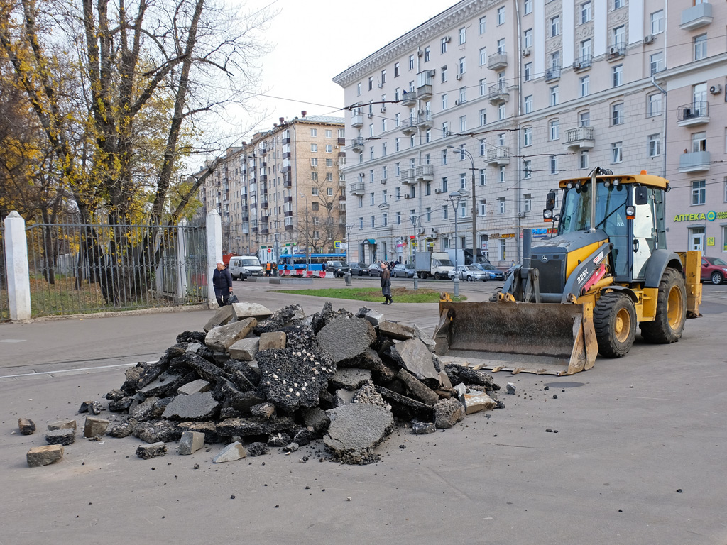 Москва, № (77) Б/Н СТ 0110 — John Deere 325K