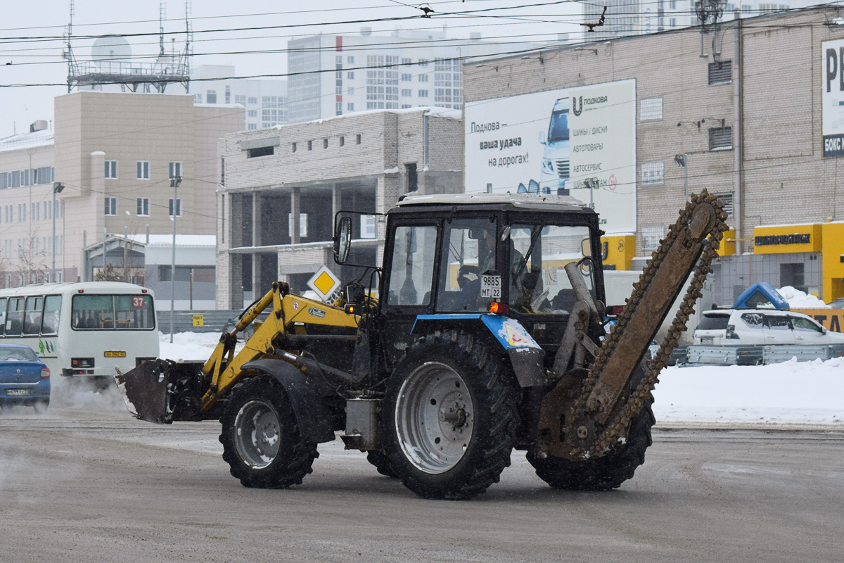 Алтайский край, № 9885 МТ 22 — Беларус-82.1