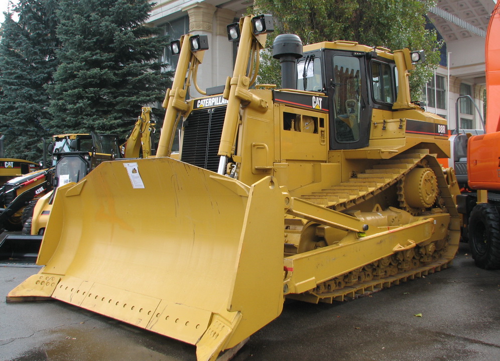 Киев, № (UA11) Б/Н СТ 0044 — Caterpillar D8