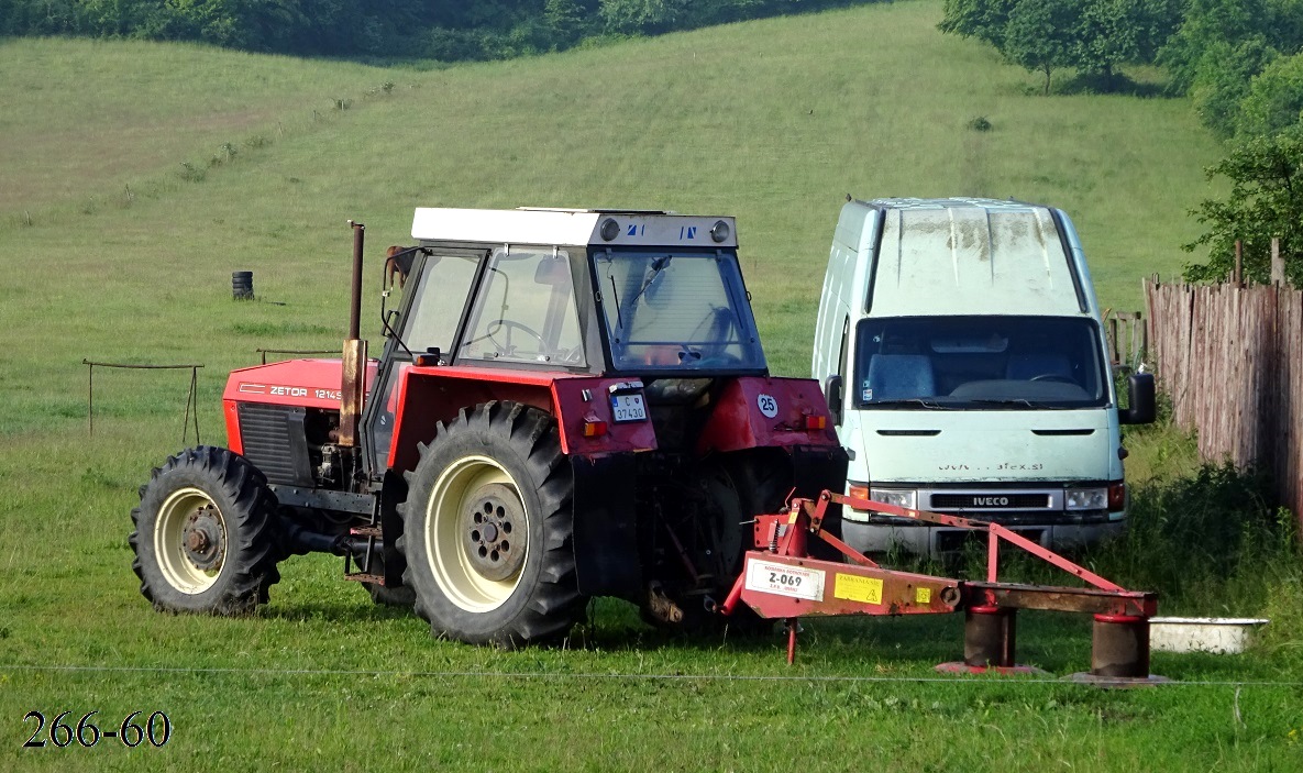 Словакия, № C 37430 — Zetor 12145