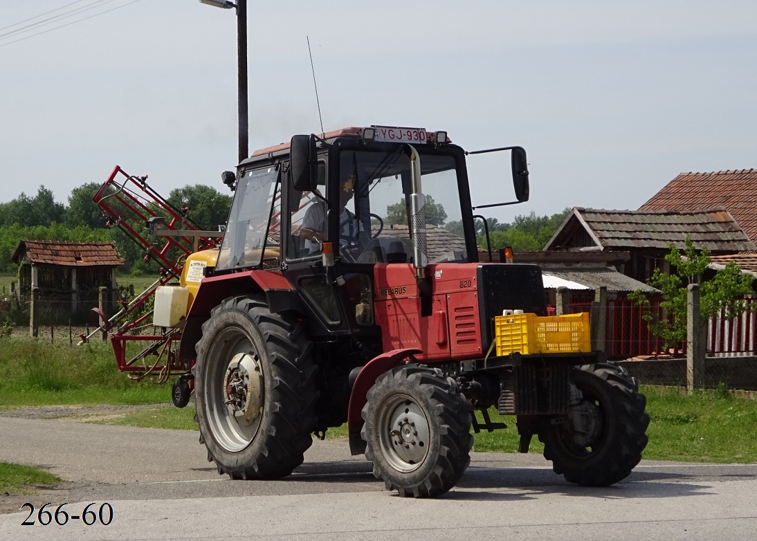 Венгрия, № YGJ-930 — Беларус-820