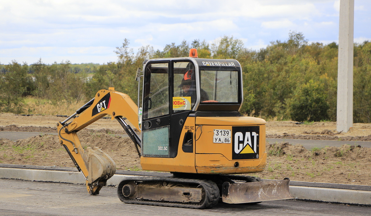 Ханты-Мансийский автоном.округ, № 3139 УА 86 — Caterpillar (общая модель)