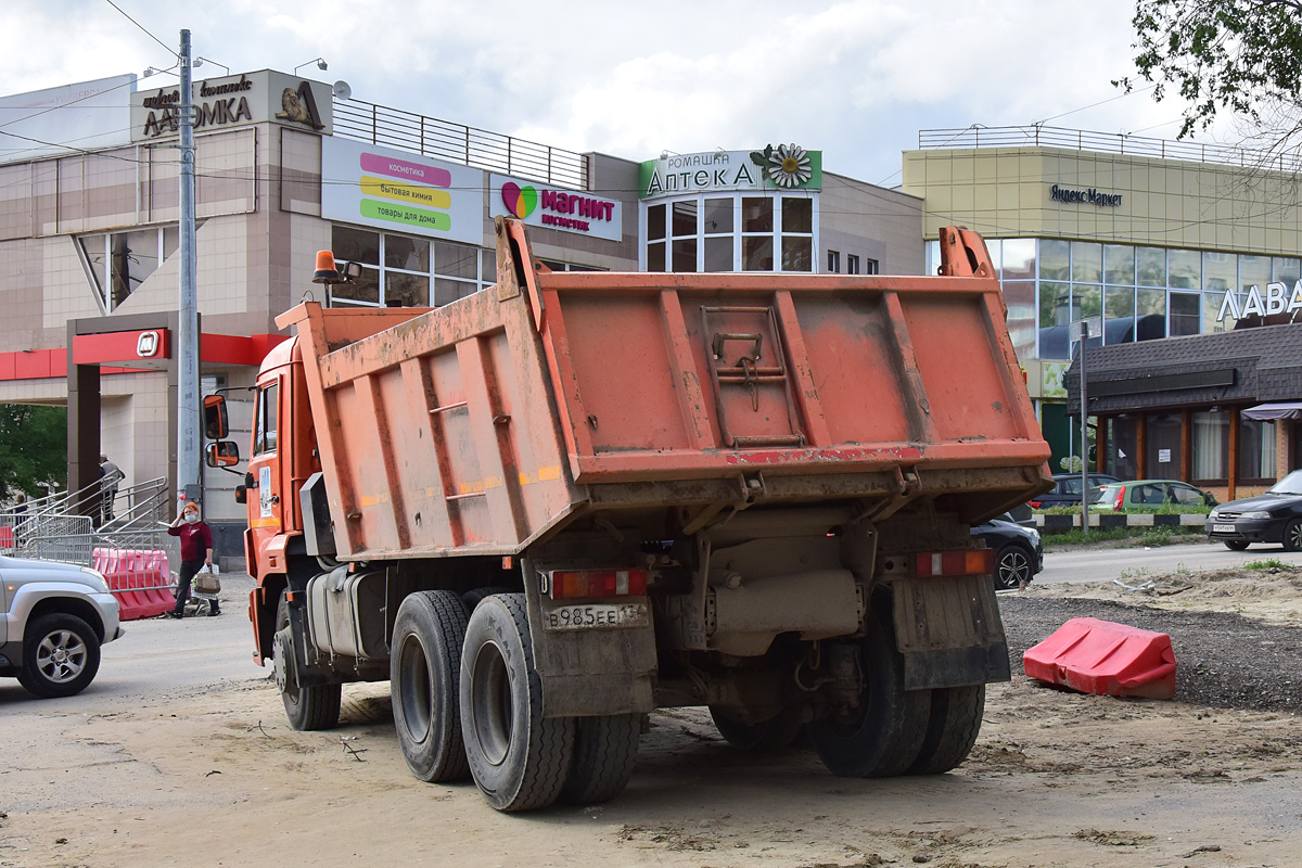 Волгоградская область, № В 985 ЕЕ 134 — КамАЗ-65115-L4