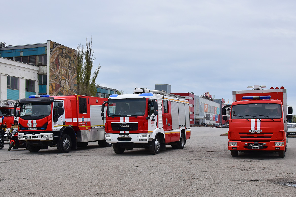 Волгоградская область, № 203 — IVECO-AMT EuroCargo ('2015); Волгоградская область, № В 342 ЕК 134 — MAN TGM 13.290; Волгоградская область, № В 043 РВ 134 — КамАЗ-4308-R4(28)