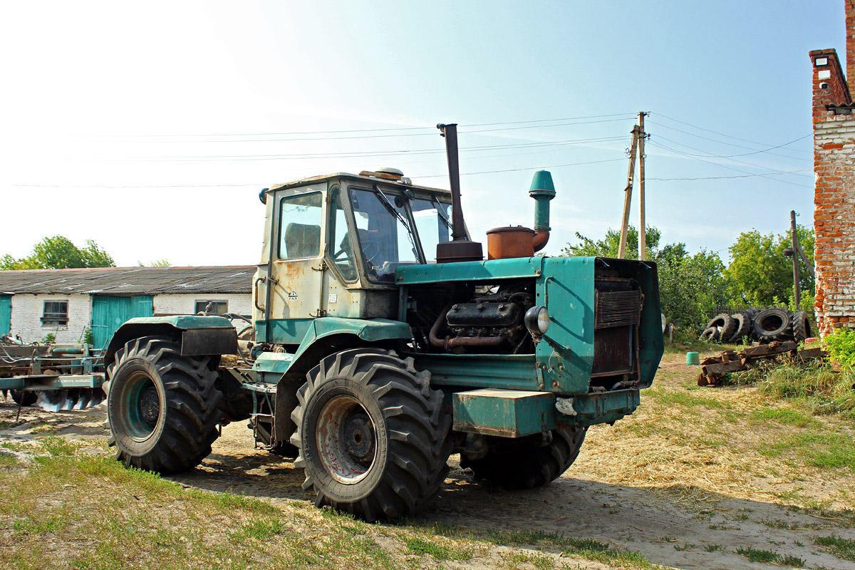 Сумская область, № 1676 ВМ — Т-150К