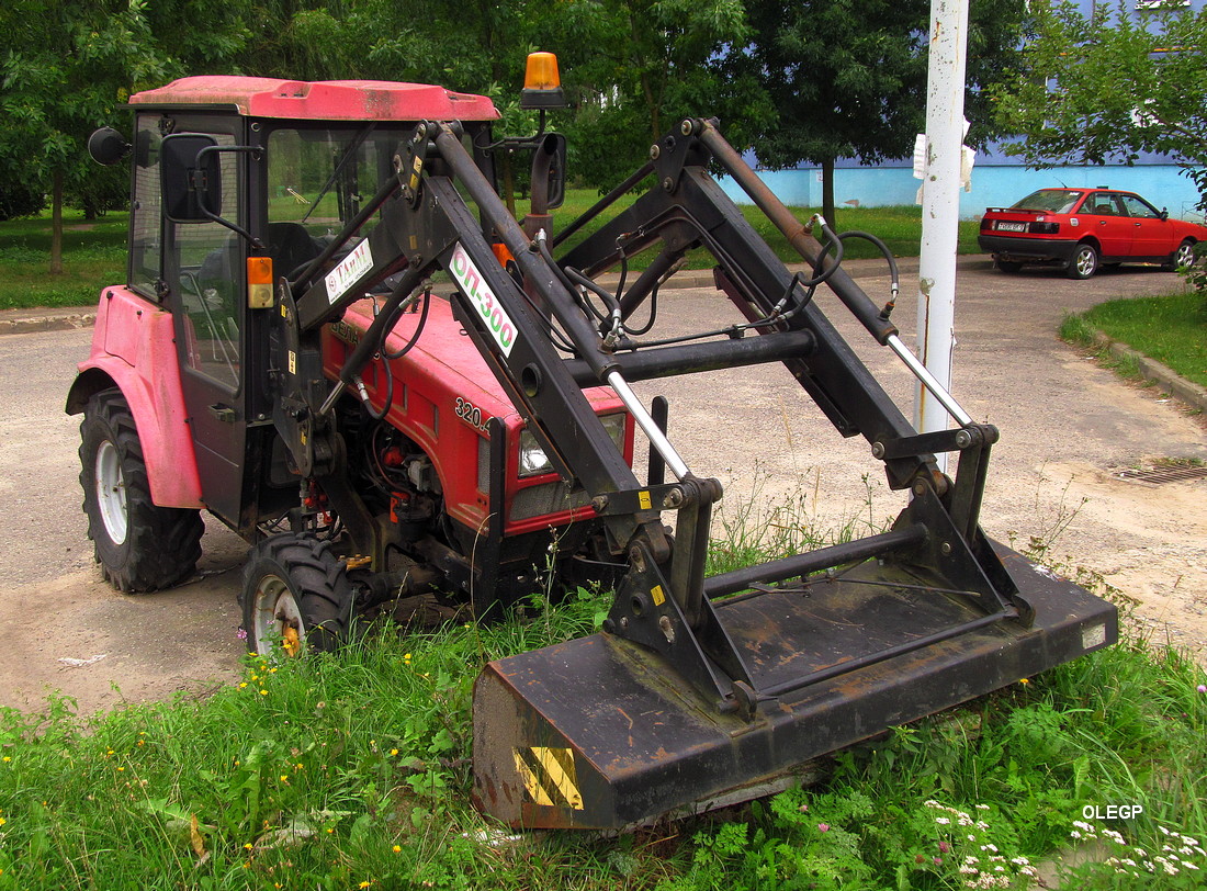 Витебская область, № ВВ-2 5385 — Беларус-320