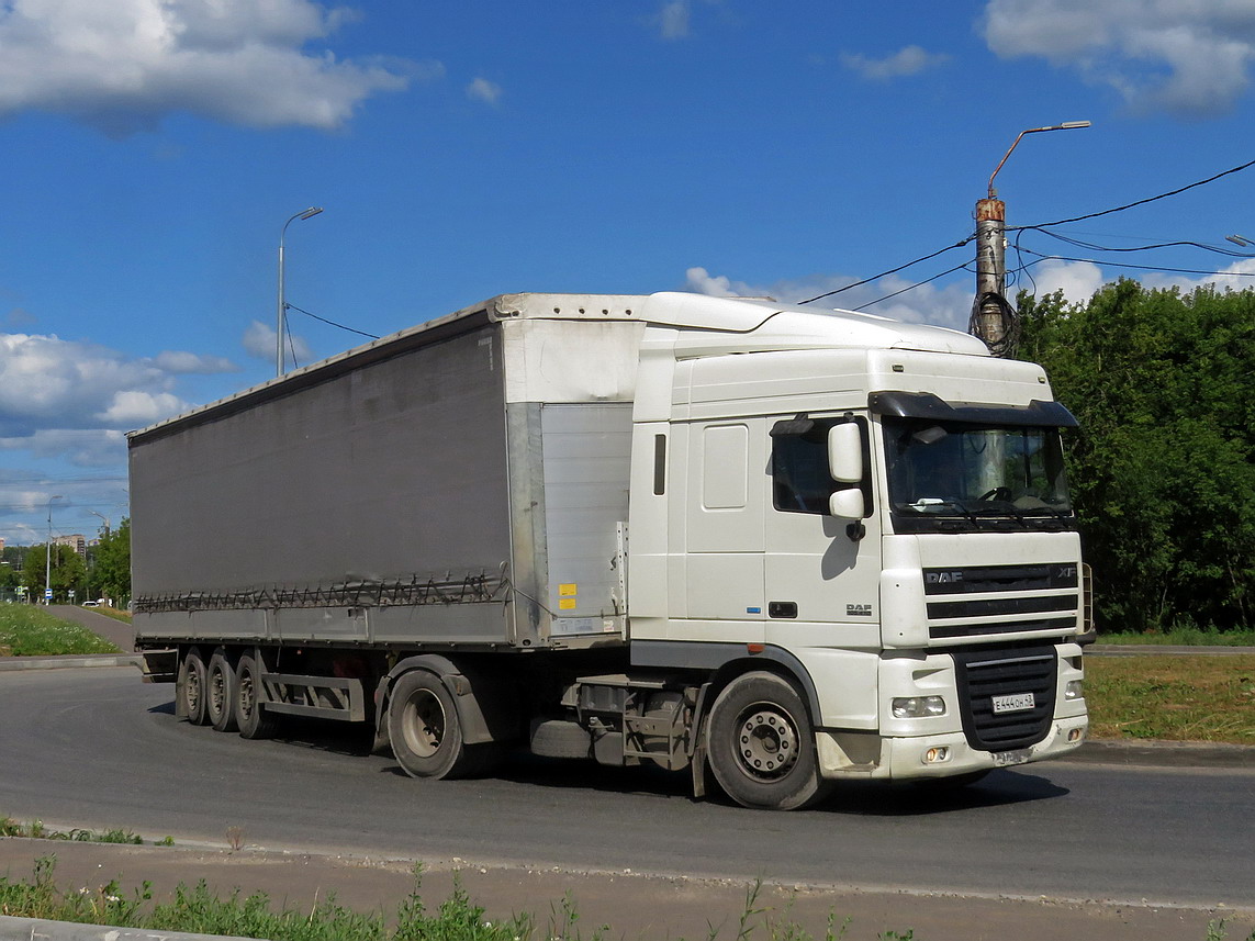 Кировская область, № Е 444 ОН 43 — DAF XF105 FT