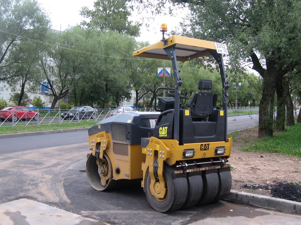 Тверская область, № 2202 ХМ 50 — Caterpillar (общая модель)