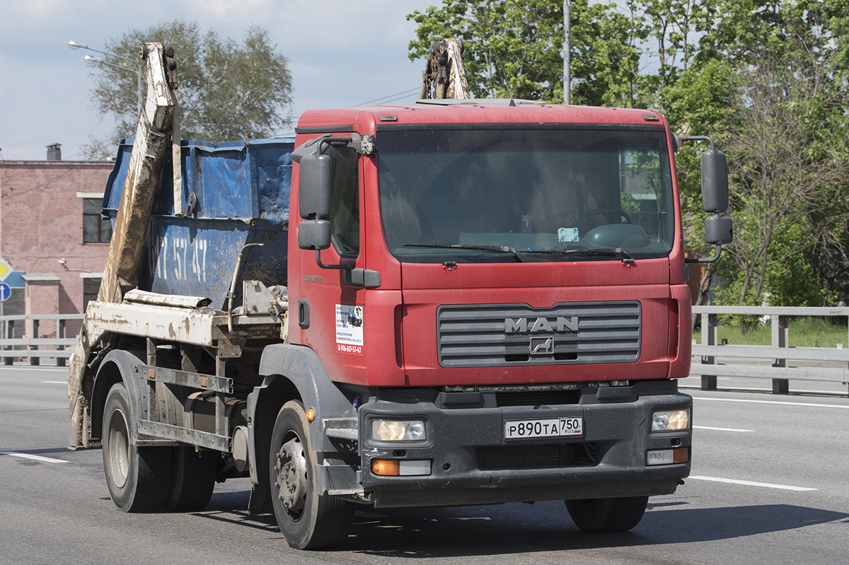 Москва, № Р 890 ТА 750 — MAN TGM 18.240