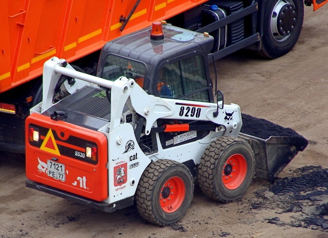 Москва, № 8298 — Bobcat S530