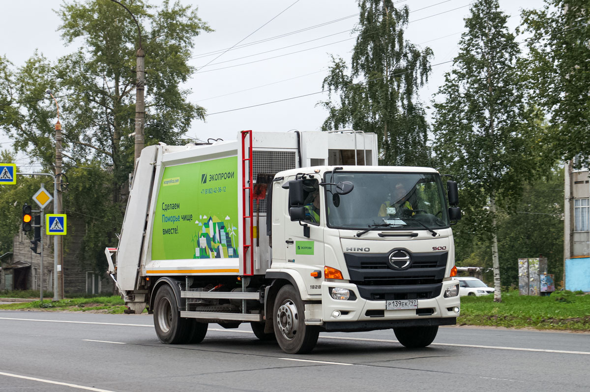 Архангельская область, № Р 139 ЕК 797 — Hino 500