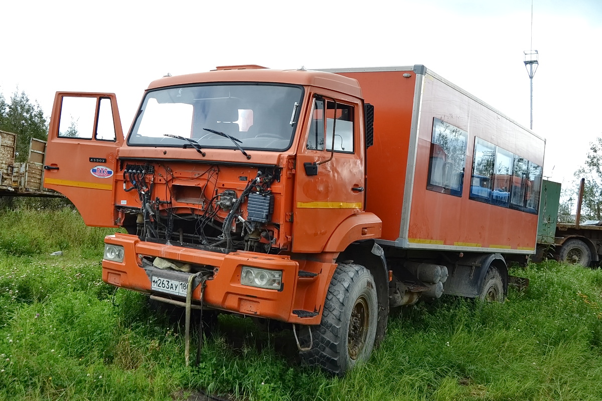 Ханты-Мансийский автоном.округ, № М 263 АУ 186 — КамАЗ-43502-45