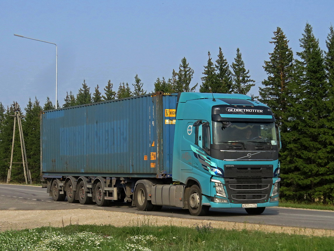 Свердловская область, № Е 525 РМ 196 — Volvo ('2012) FH.460 [X9P]; Volvo ('2012) FH "45 лет в России" (Кировская область)