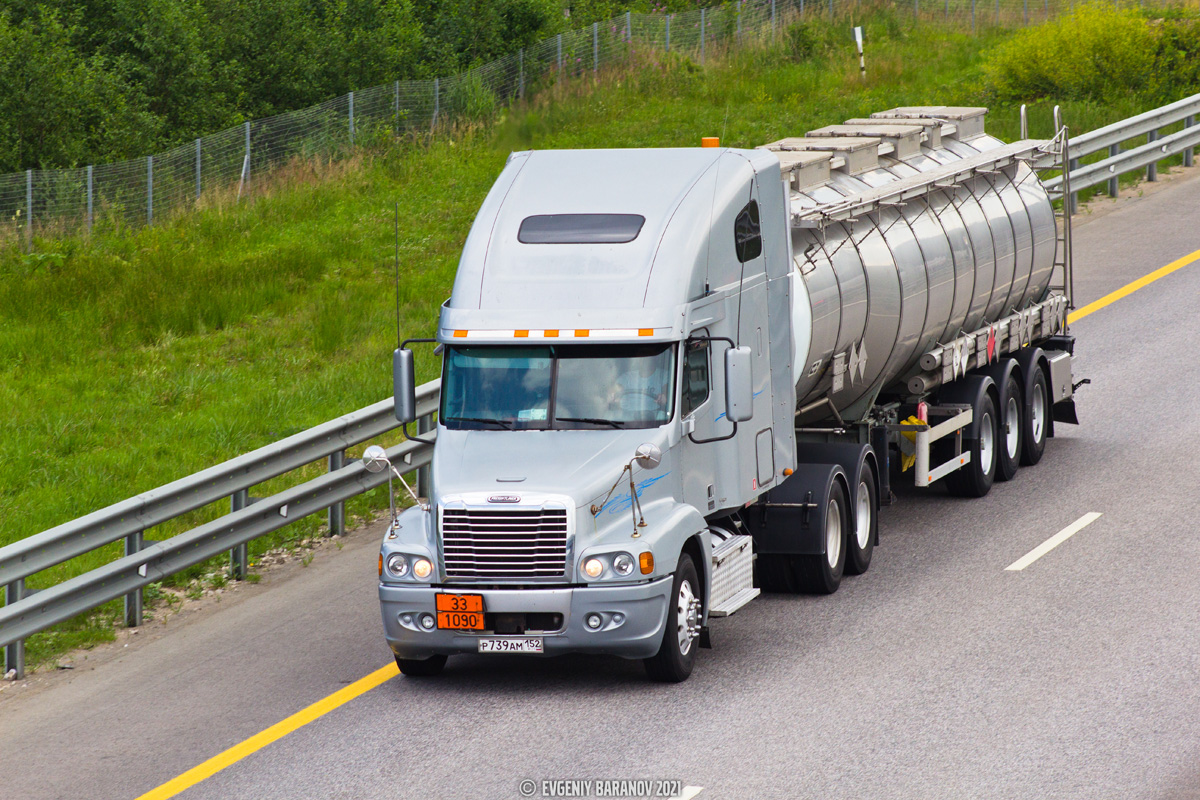 Нижегородская область, № Р 739 АМ 152 — Freightliner Century Class