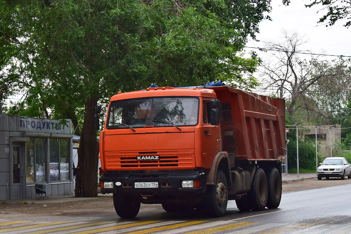 Волгоградская область, № А 063 ЕУ 134 — КамАЗ-65115 [651150]